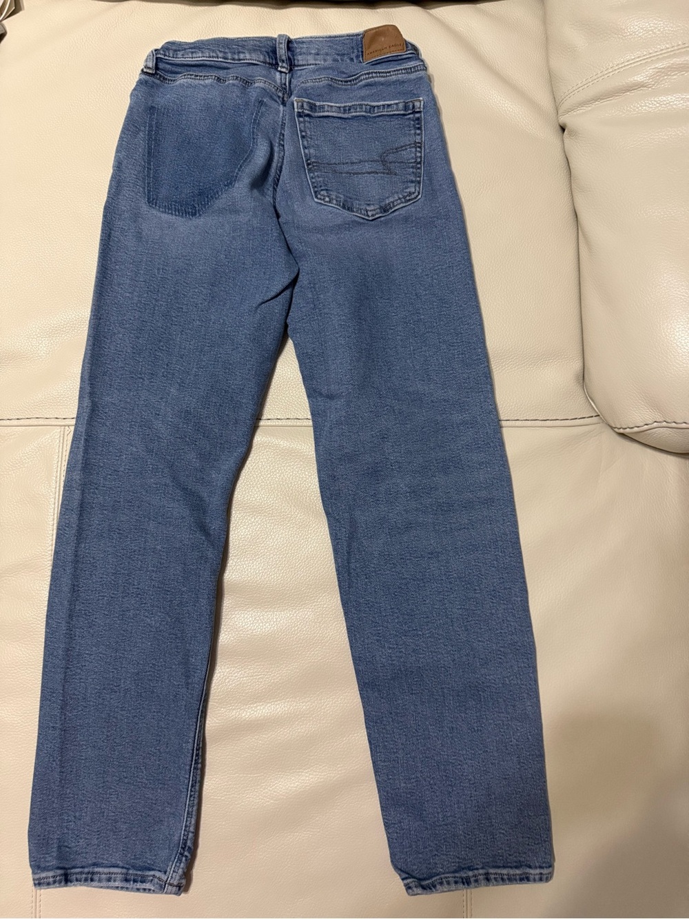 American Eagle Women's High-Rise Straight Leg Blue Distressed Jeans Size 0 - Picture 3 of 5